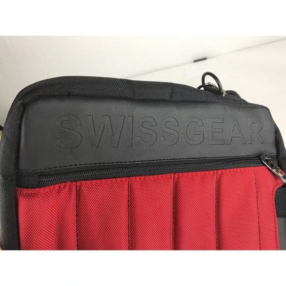 Swiss Gear Unisex Red Black Canvas Outer Pockets Detachable Strap Laptop Bag - Picture 10 of 10
